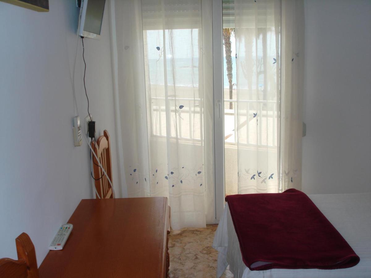 Pension Sol Y Playa Carboneras Esterno foto