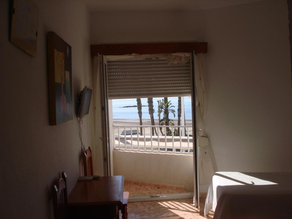 Pension Sol Y Playa Carboneras Esterno foto