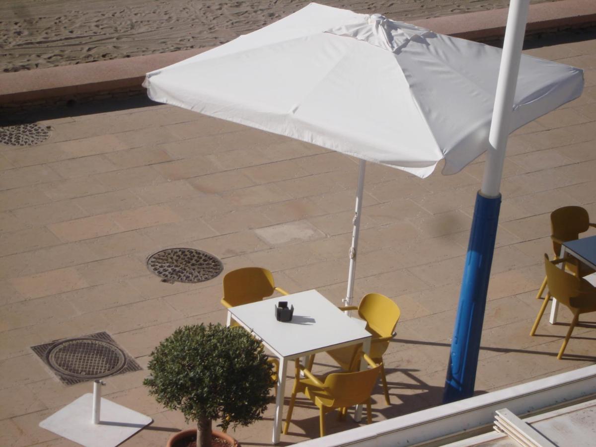 Pension Sol Y Playa Carboneras Esterno foto